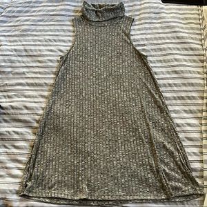 Turtle Neck Sleeveless Dress
